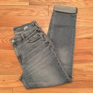 EUC OLD NAVY BOYFRIEND👖JEANS👖